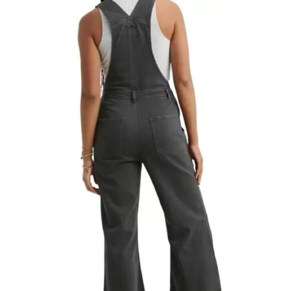 Aerie Women's Wide Leg Smoked Overalls Raw Edge Hem Charcoal Gray Size M NWT - Picture 4 of 11